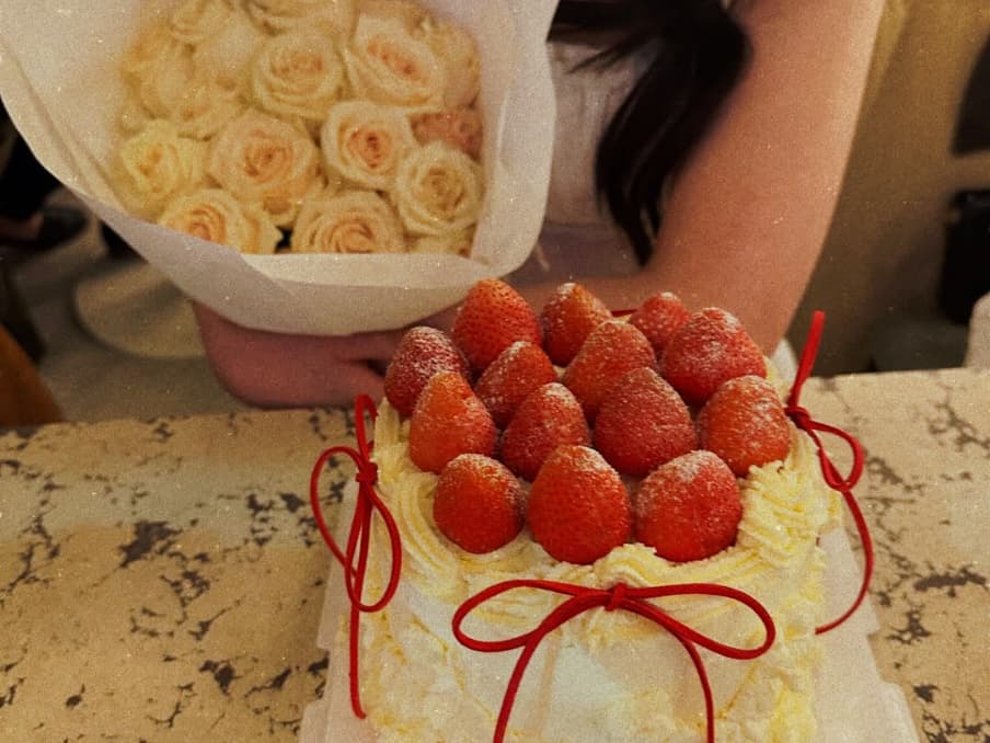 Qixi Strawberry Set