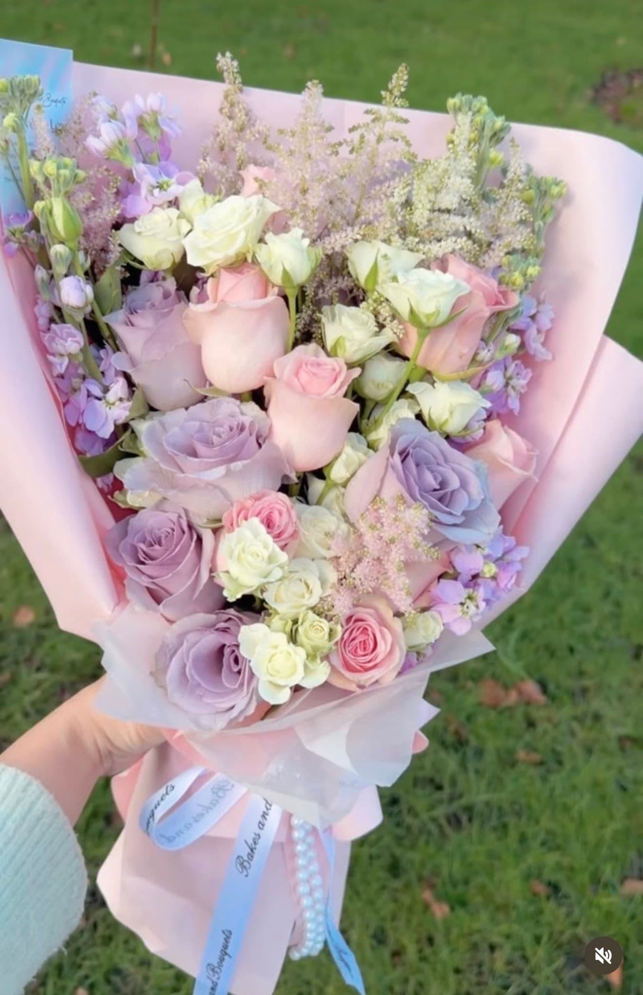 M Bouquet (Medium)