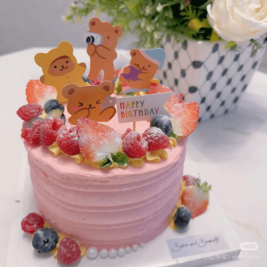 6 inch pink berry teddy bear cake