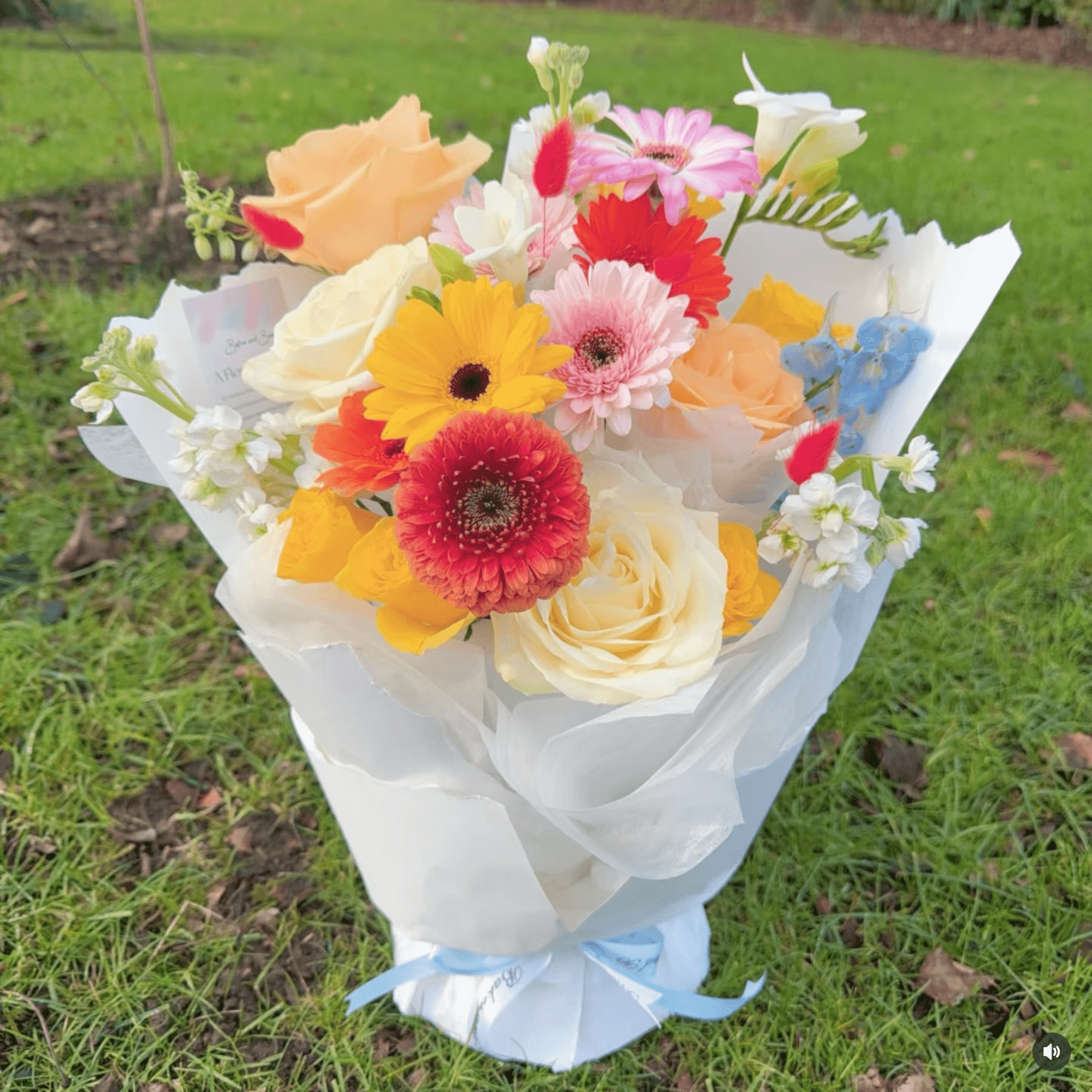 Medium multicolour bouquet